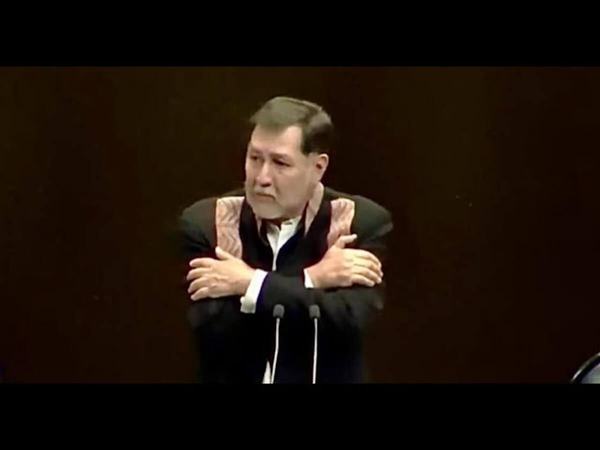 AMLO aclara: "A Noroña lo estimo, pero no es de Morena"