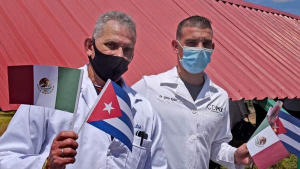Convenio con Cuba sumará 2,700 médicos para reforzar sistema de salud