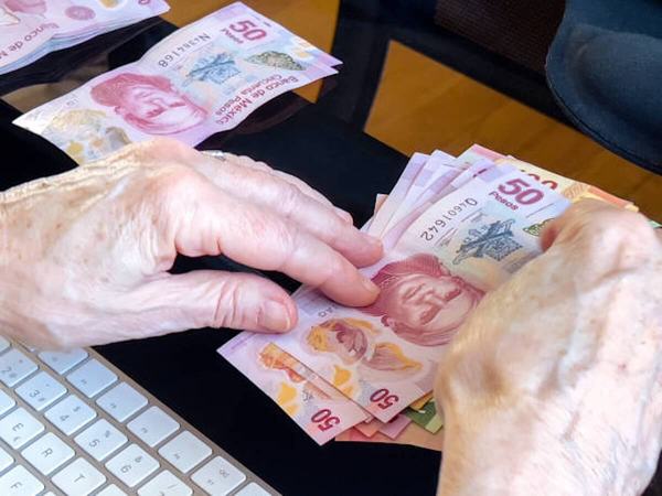 Combate a la corrupción genera ahorros de $1 billón al año