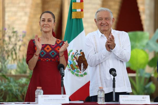 AMLO y Sheinbaum concluyen gira nacional