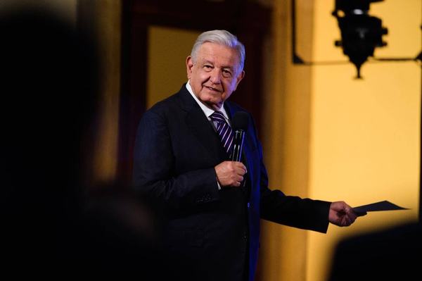 ¡Recapaciten! pide AMLO a trabajadores del Poder Judicial en paro