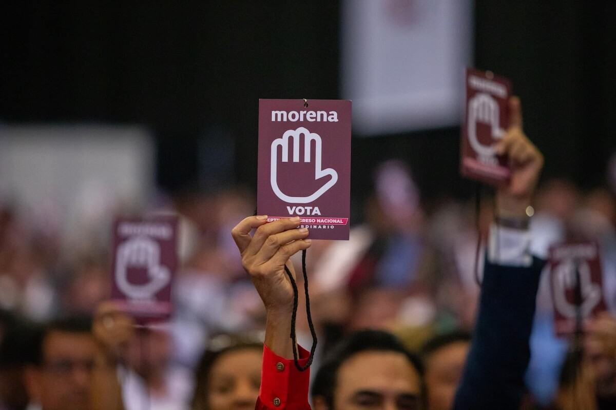 AMLO anuncia su renuncia a la militancia de Morena