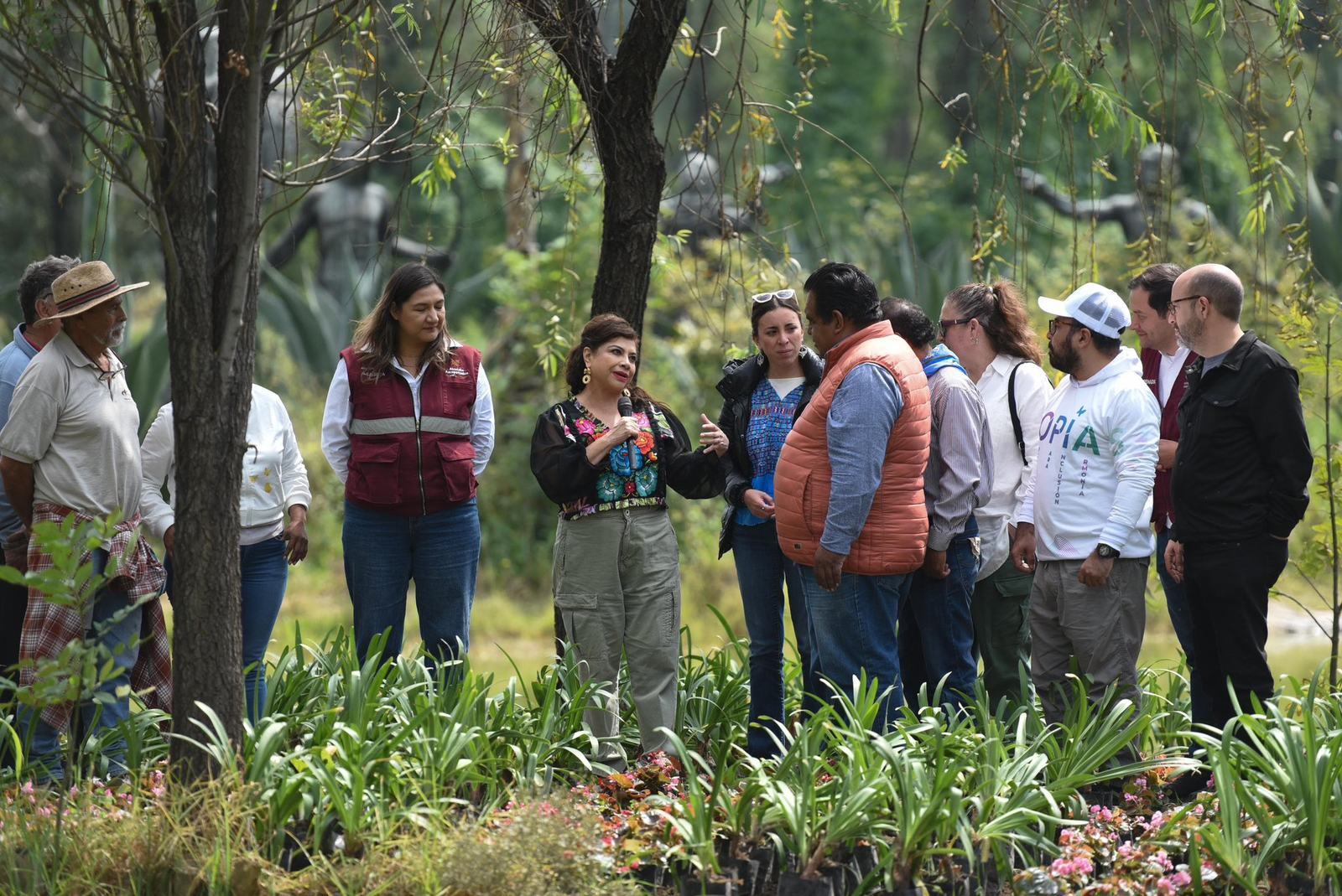 Parques Alegría para renovar espacios públicos, lanza Brugada