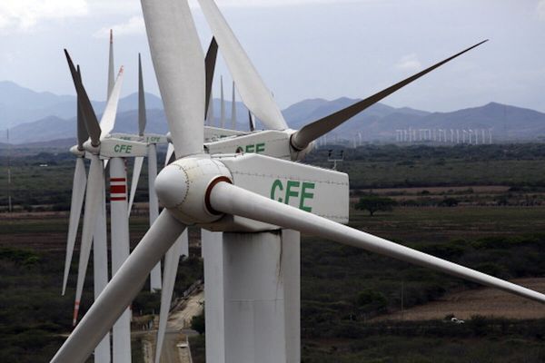 Plan Eléctrico Nacional impulsará generación y cobertura energética