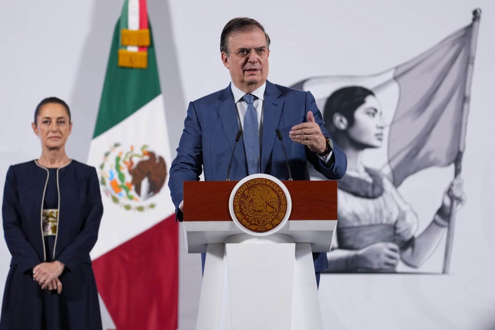 Exportaciones de México a EU se mantienen libres de aranceles: Ebrard