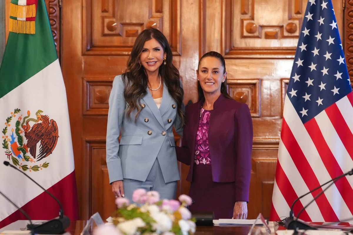 Sheinbaum rechaza acusación de Noem de incitar a la violencia
