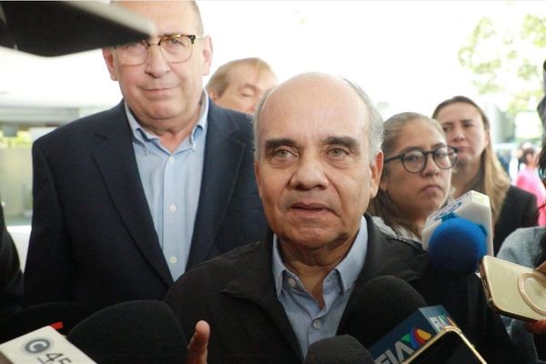 PRI renuncia ir a EU para evitar impuesto a remesas