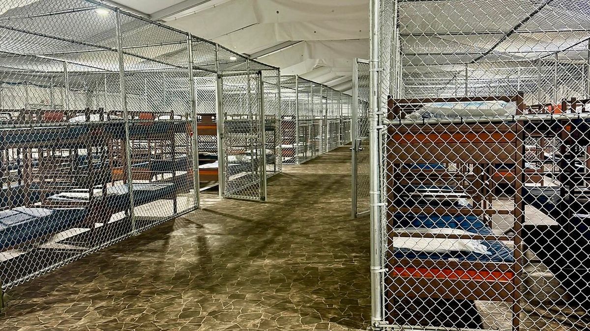 SRE da seguimiento a 14 mexicanos detenidos en ‘Alligator Alcatraz’