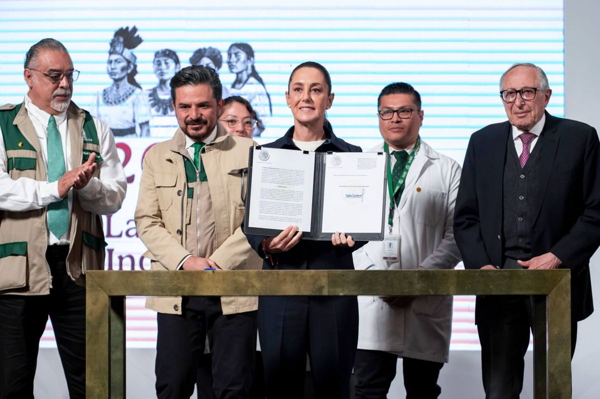 Sheinbaum decreta incorporación de hospitales rurales al IMSS