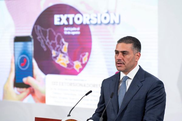 Estrategia contra extorsión desmantela redes criminales: Harfuch