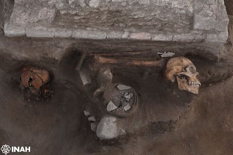INAH encuentra altar ritual en Tula