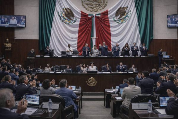 Senado declara constitucional el Plan B electoral de Sheinbaum